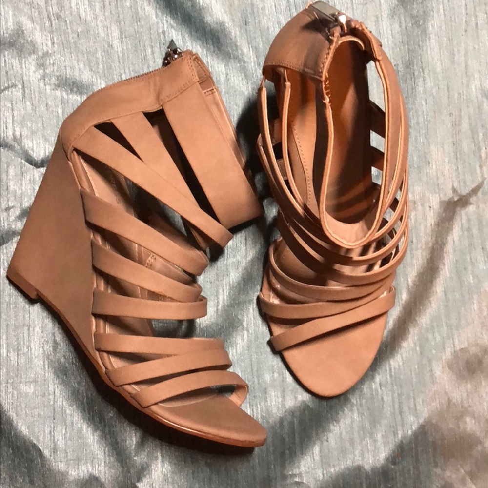 Strappy wedge sandals
